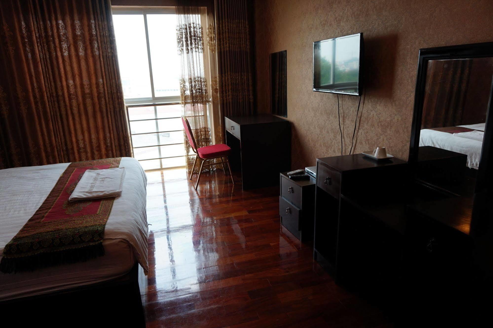 Douangchan Plaza Hotel Viêng Chăn Ngoại thất bức ảnh