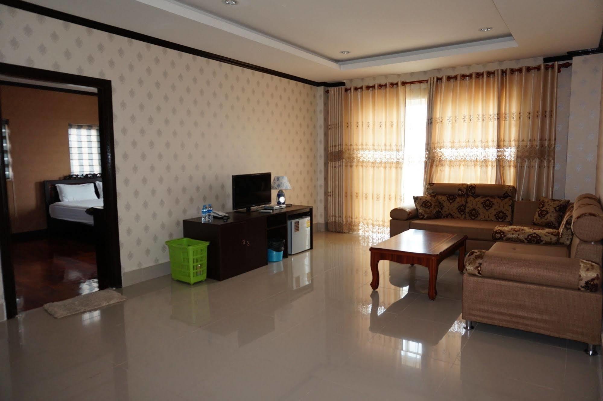Douangchan Plaza Hotel Viêng Chăn Ngoại thất bức ảnh